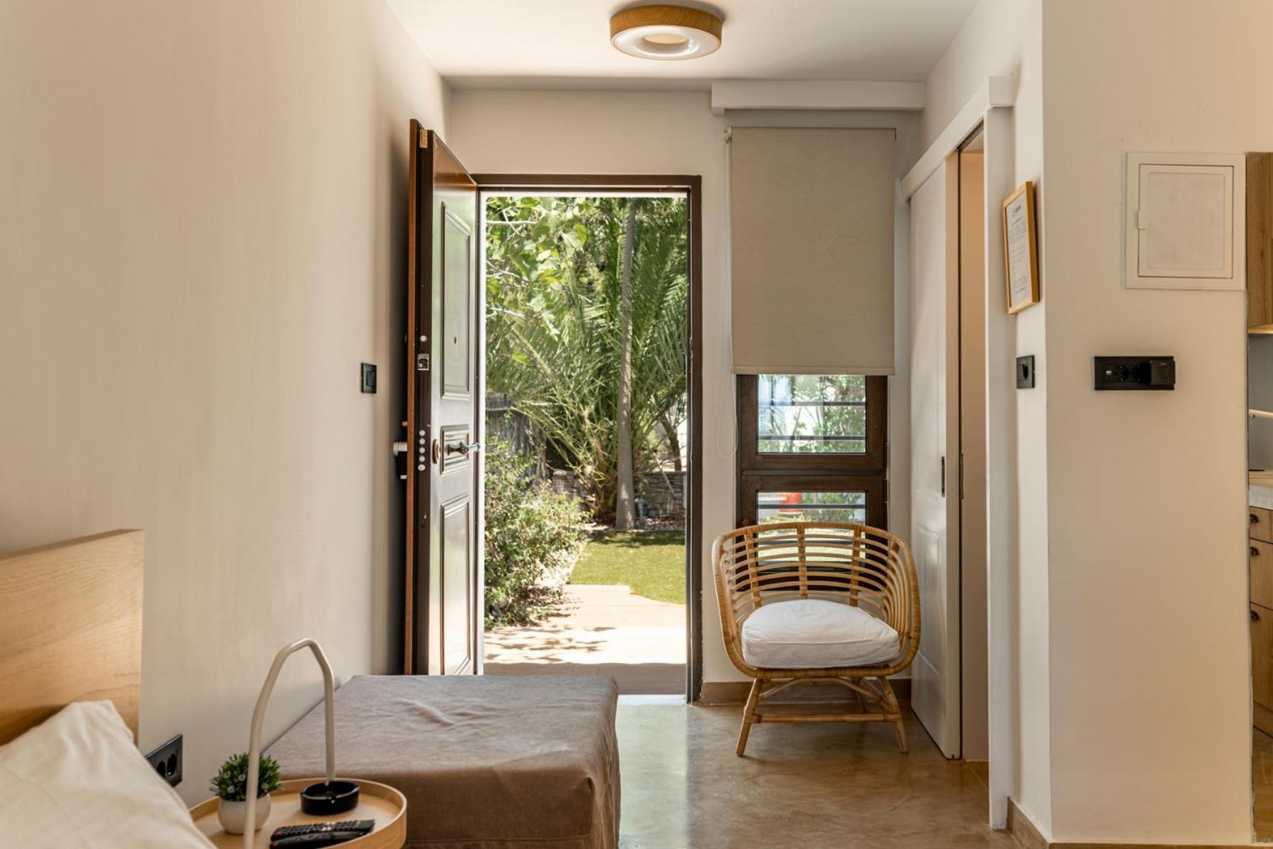 Alkis Guest House By Aegiankazarte Kapotidhes Zewnętrze zdjęcie
