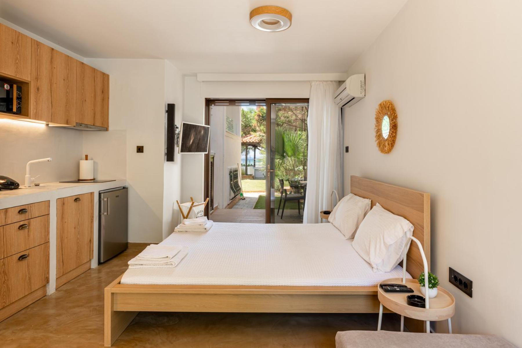 Alkis Guest House By Aegiankazarte Kapotidhes Zewnętrze zdjęcie